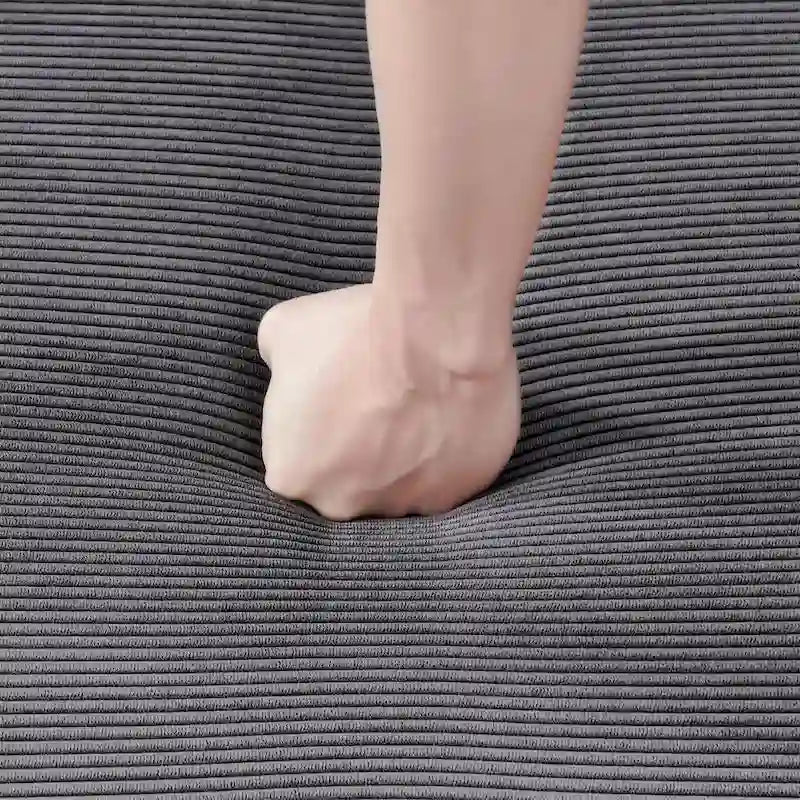 Fauteuil à barillet pivotant pour un salon décontracté