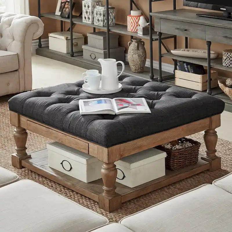 Pouf/table basse capitonné avec rangement à balustres